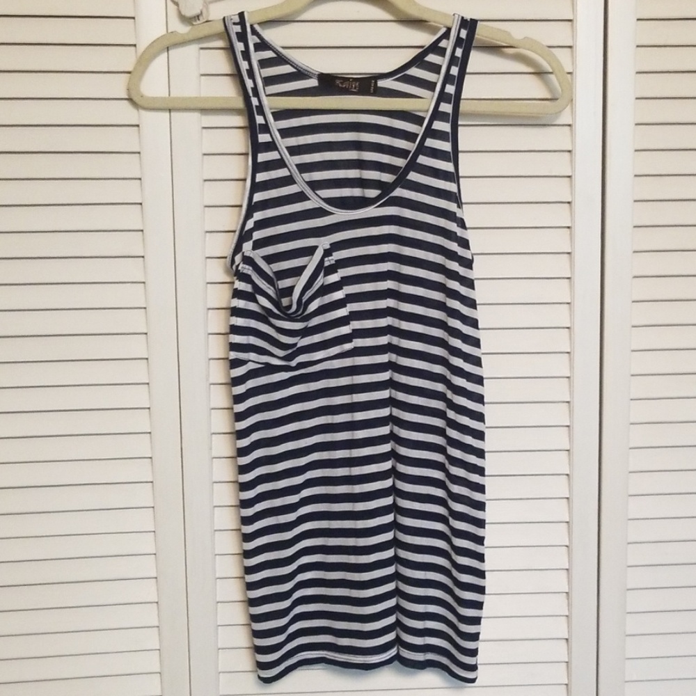 Super soft Kain Label pocket tank. OS